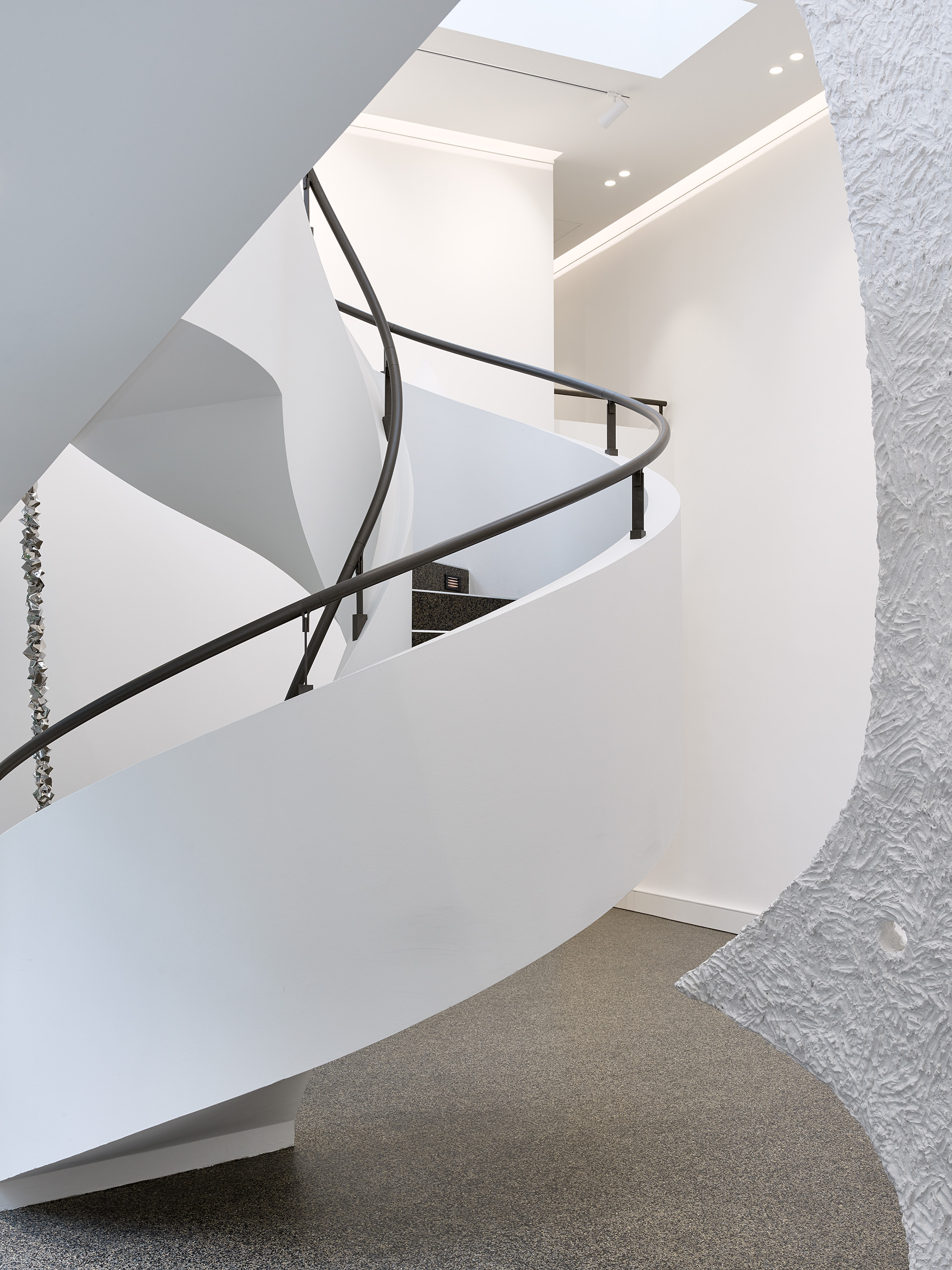 E19702 Alpa 088068 SCREEN